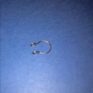 Adjustable faux septum nose ring